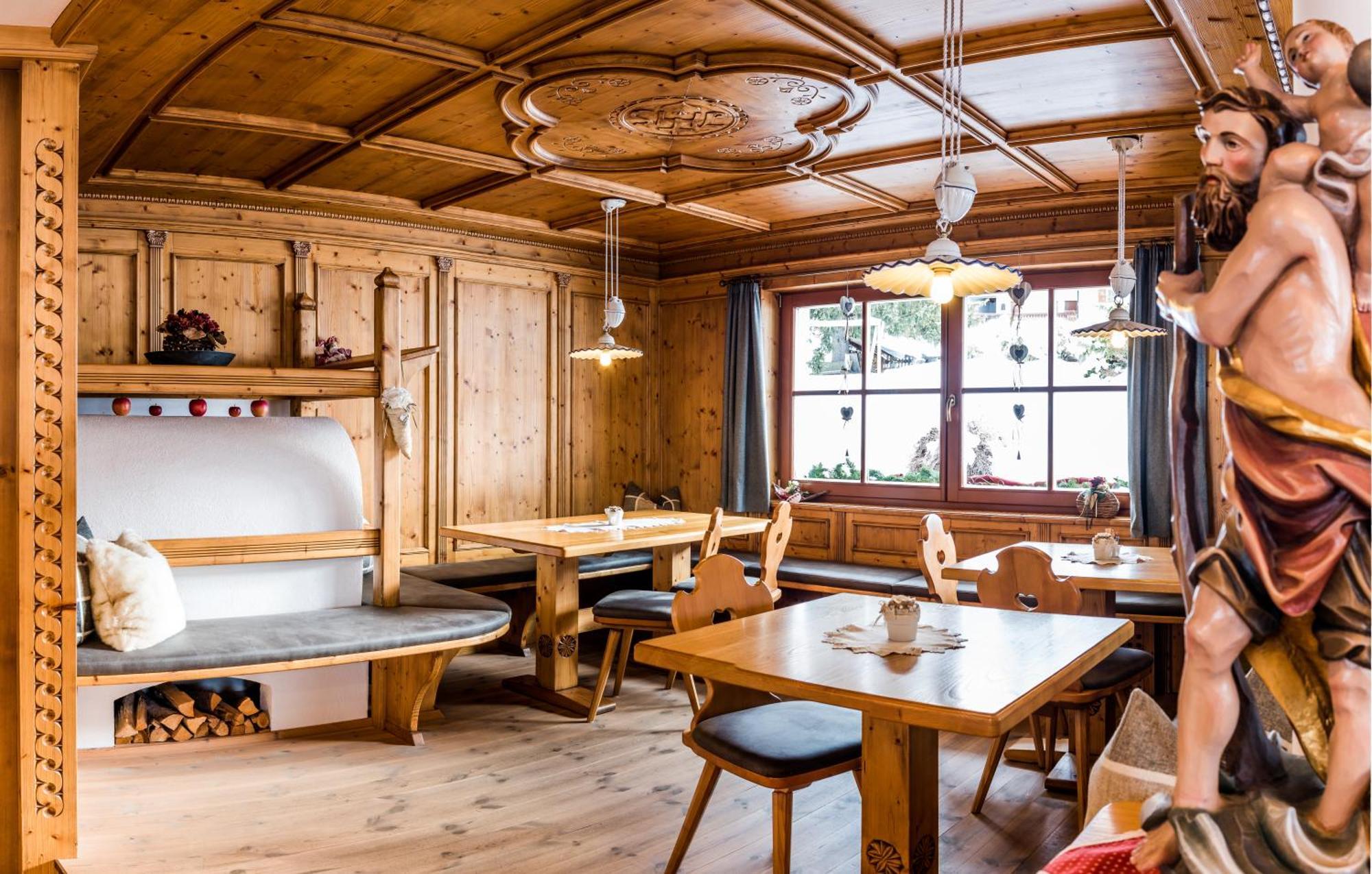 Garni Hotel Iris Σέλβα ντι Βαλ Γκαρντένα Εξωτερικό φωτογραφία